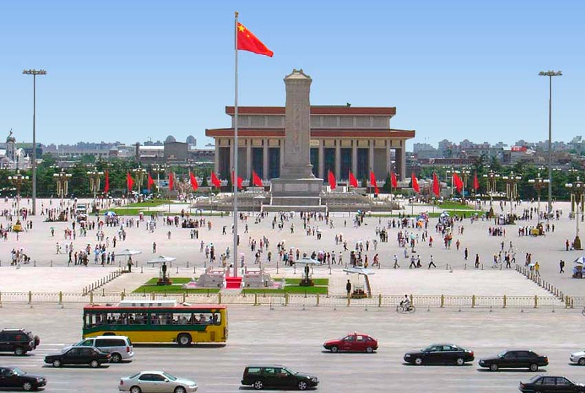 Достопримечательности. Площадь Тяньаньмэнь в Китае (Tiananmen Square)