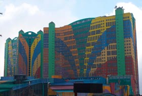 Малайзия. Парк Гентинг Хайлэнд и Путраджая