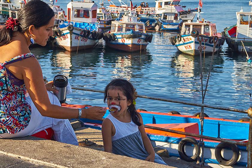 Люди на улицах города