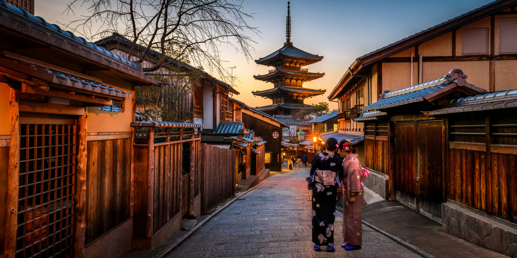 Красные клены Японии