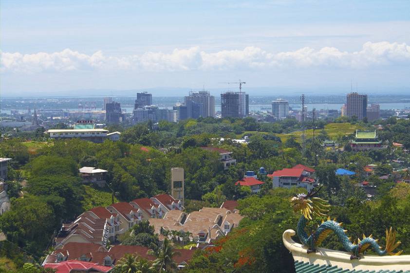 Вид на город Себу с высоты 300 метров