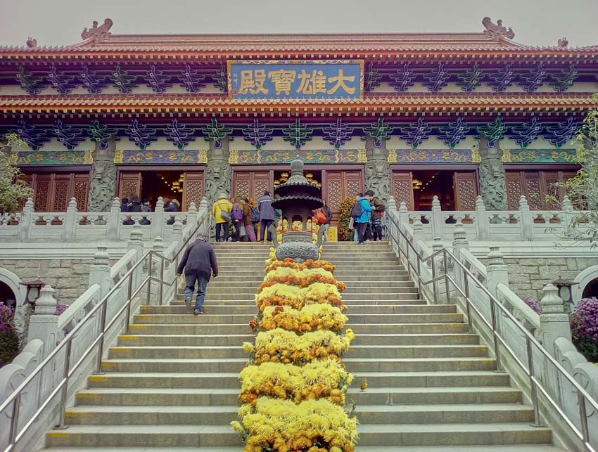 Монастырь Po Lin