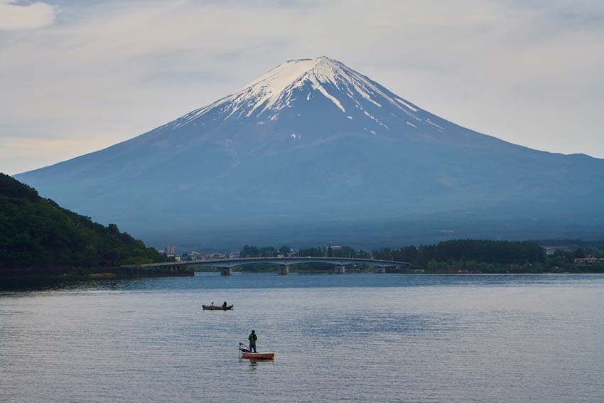 Вид на Фудзи с озера Кавагучико